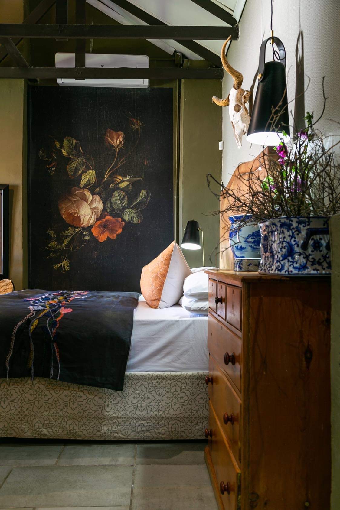 Seisoen Karoo Retreat to The Sauer Group